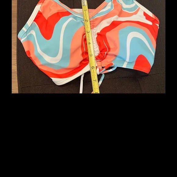 #1040+ Wave Pattern Kids Bikini Set - Picture 7 of 7